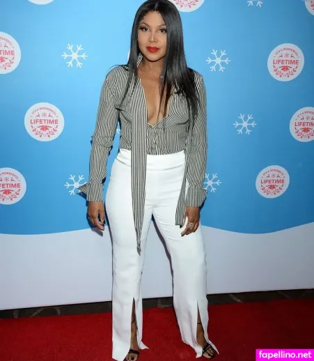 Toni Braxton OnlyFans Thumbnail #eR8bA7fnyE