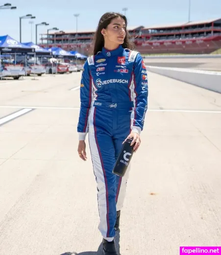 Toni Breidinger OnlyFans Thumbnail #GveyR7YKfs