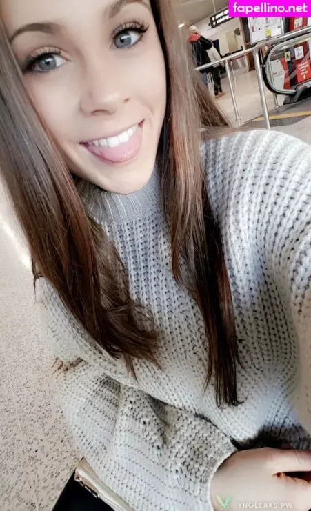 Toni Paras OnlyFans Thumbnail #BKb3G37K8n