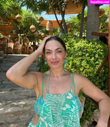 Tonia Buxton OnlyFans Thumbnail #eR4OLlTNqj
