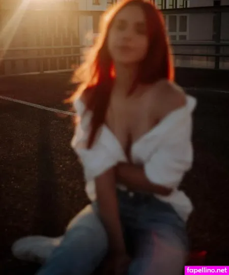 Tonia Goldmann OnlyFans Thumbnail #x0rKrz0toX