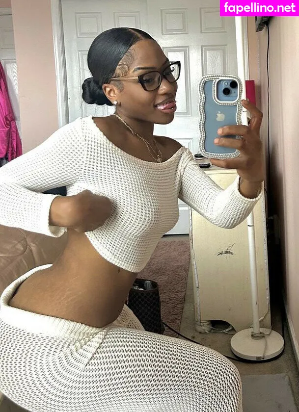 toniann, toniann._.p Nude Leaked OnlyFans Photo #ShMM668Abd