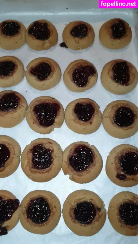 Toniclust OnlyFans Thumbnail #hdoYVbHFj0