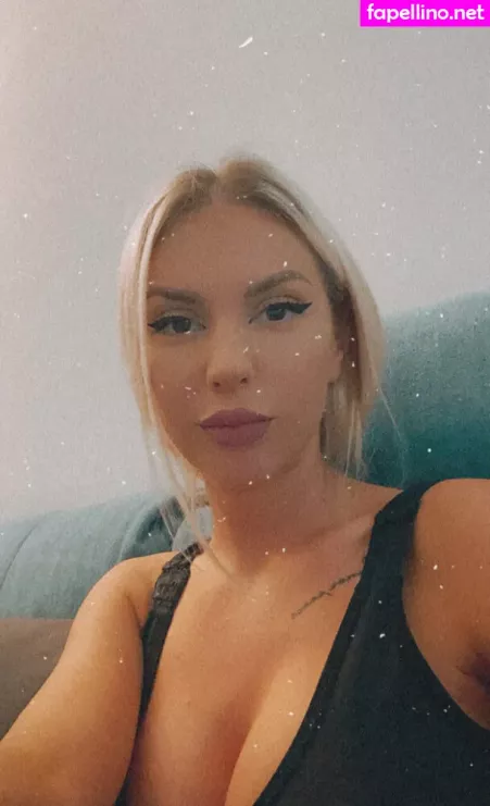 Tonnia OnlyFans Thumbnail #4e90QWWglN