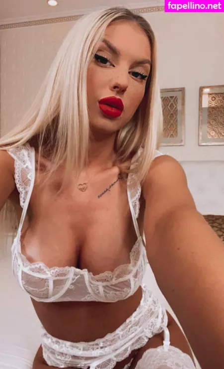 Tonnia OnlyFans Thumbnail #AZnIJCXV9J