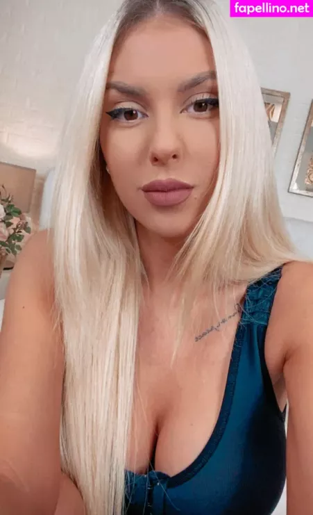 Tonnia OnlyFans Thumbnail #Edlq4xd68j