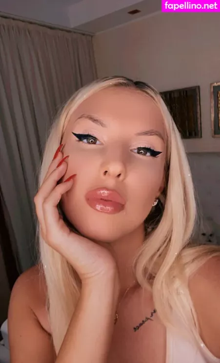 Tonnia OnlyFans Thumbnail #Grfkk1Vetr