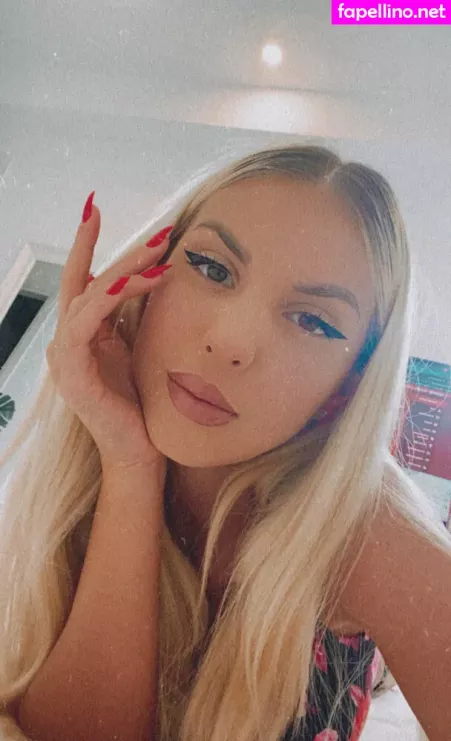 Tonnia OnlyFans Thumbnail #PGbUYFFfQG