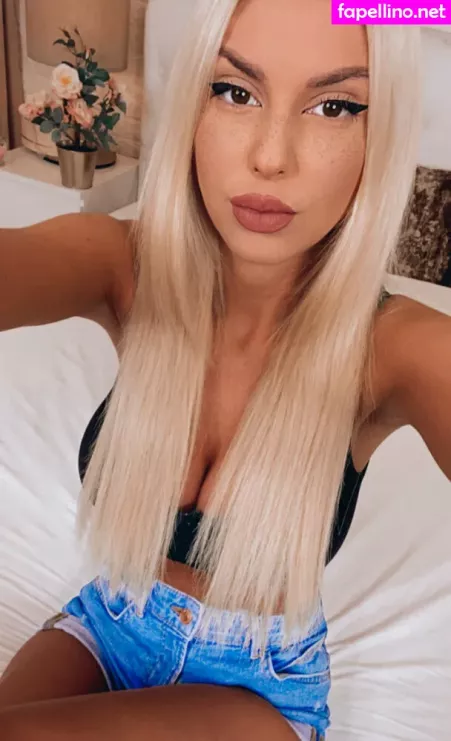 Tonnia OnlyFans Thumbnail #bpFndtX4DY