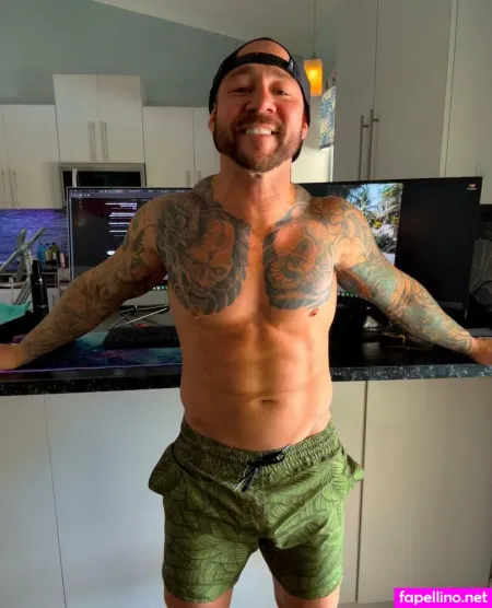 Tony Gunz OnlyFans Thumbnail #WD8EgA9CXn