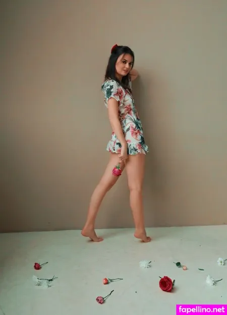 Tonya Rozatti OnlyFans Thumbnail #3lneui9c9g