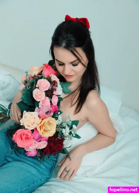 Tonya Rozatti OnlyFans Thumbnail #J5mxKnrFHE