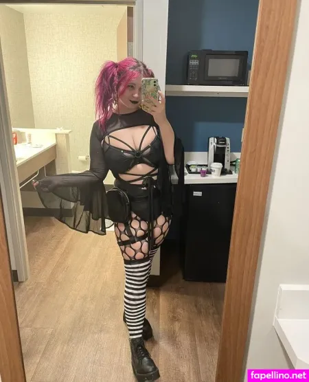 Too0ldcat OnlyFans Thumbnail #RRwFNvYvZv