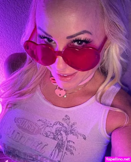 Tooltimewithheidi OnlyFans Thumbnail #95k2YJNFEQ