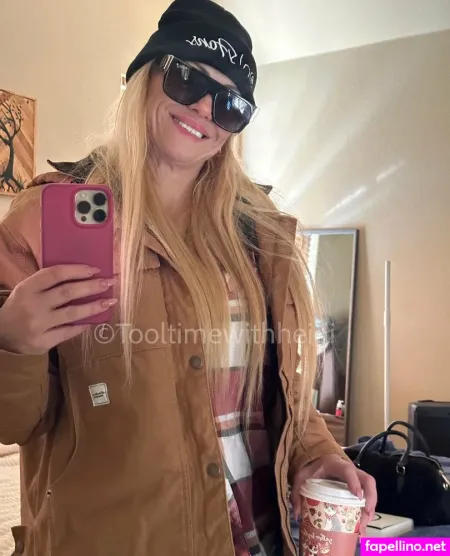 Tooltimewithheidi OnlyFans Thumbnail #DkKkJbdr8n