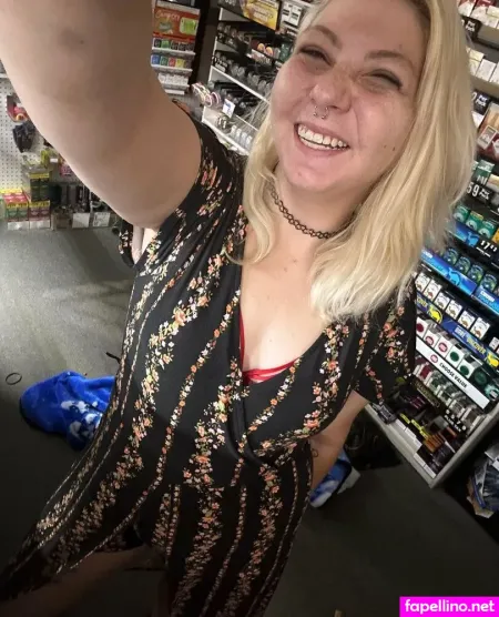 Toomuchmoliiefree OnlyFans Thumbnail #R52CtuR7iW