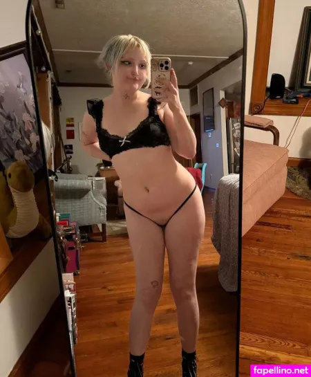 Toomuchryoko Main Profile Photo