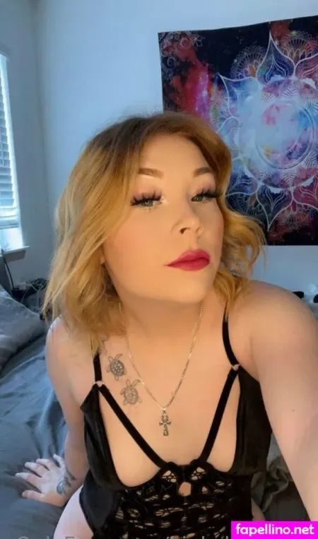 Tooprettykay OnlyFans Thumbnail #Qe9FfFJWao