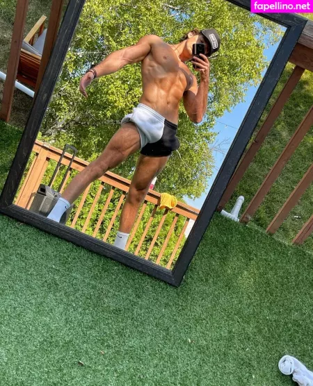 Tooturntuncensored OnlyFans Thumbnail #MMKAgGgzk2
