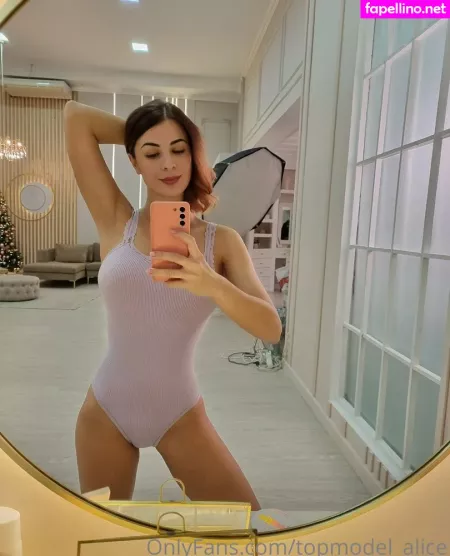 Topmodel Alice OnlyFans Thumbnail #qFcbf1OLby