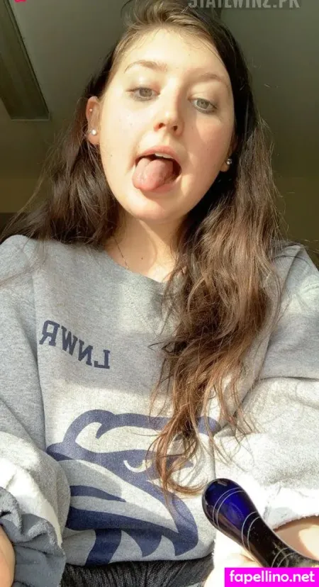 Tori Chapman OnlyFans Thumbnail #I69pX0M7b3