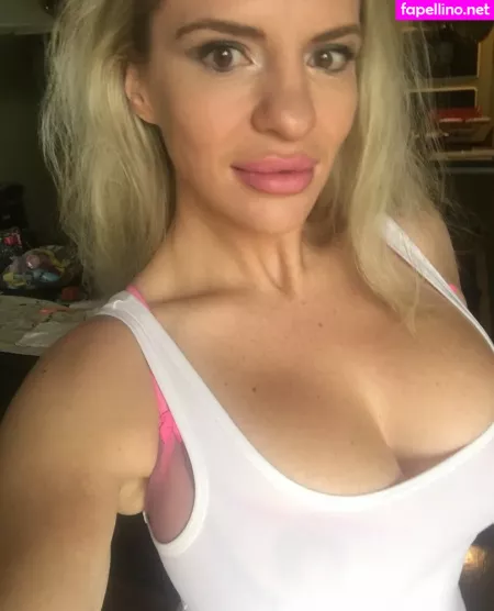 Tori Hendricz OnlyFans Thumbnail #SnFfrfn8aa