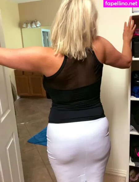 Tori Hendricz OnlyFans Thumbnail #iJBkfN0K1U