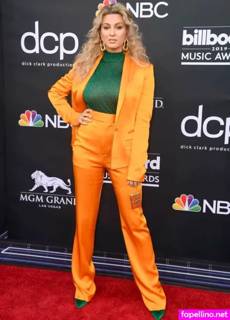 Tori Kelly OnlyFans Thumbnail #D7rfo5dxaW
