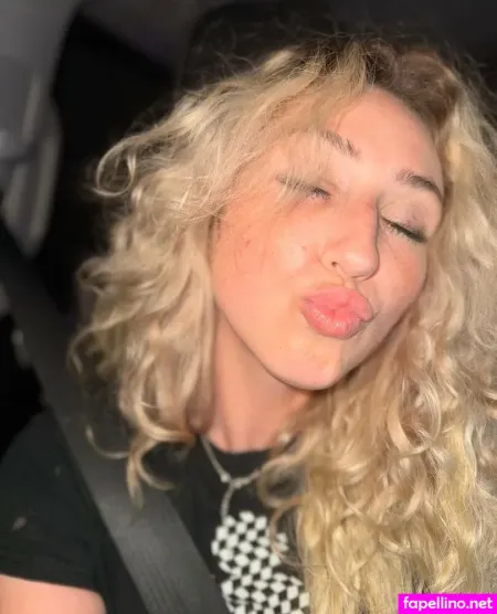 Tori Kindly OnlyFans Thumbnail #e6RyZRfh7o
