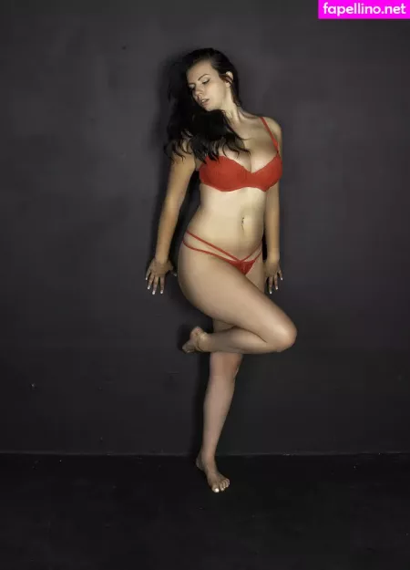 Tori Nikitin OnlyFans Thumbnail #xniWWD4bXB