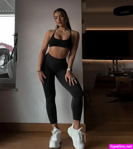 Tori Victoria OnlyFans Thumbnail #zzT4oO2Hg5