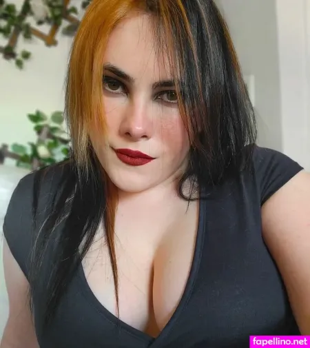 Toriana Main Profile Photo