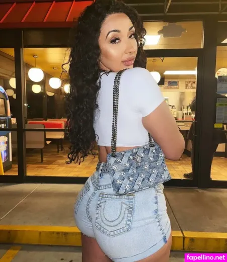 Toriannyo OnlyFans Thumbnail #cSe41Qf9nn