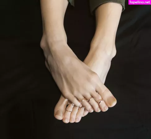 Torislegs OnlyFans Thumbnail #oKwr4y94ER