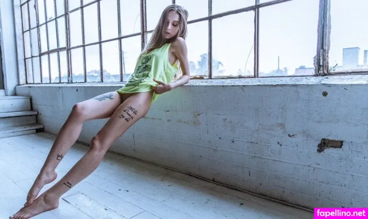 Torontogirl The6xx Thatgirlietarotreader Sasha Klotz OnlyFans Thumbnail #vzLdTPttfn