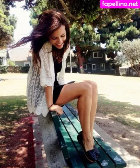 Torrey Devitto OnlyFans Thumbnail #0dHpNqS3X8