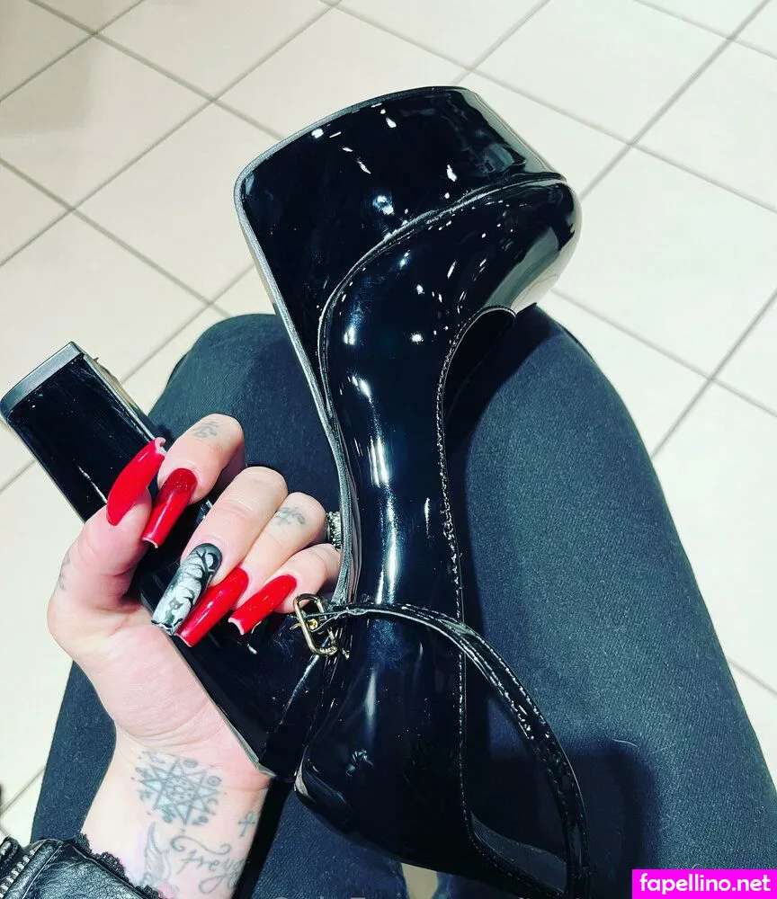 torturedoll666 Nude Leaked OnlyFans Photo #PBAwlA5gZd