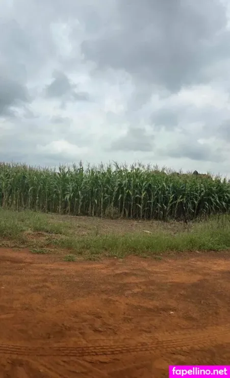 Tourwithava OnlyFans Thumbnail #frZI6EikAF