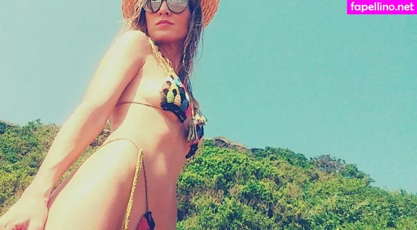 Tova Golan OnlyFans Thumbnail #TiJ3mCsePY