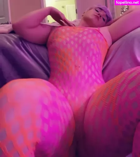 Toveyah 1 OnlyFans Thumbnail #0zFo06i4wa