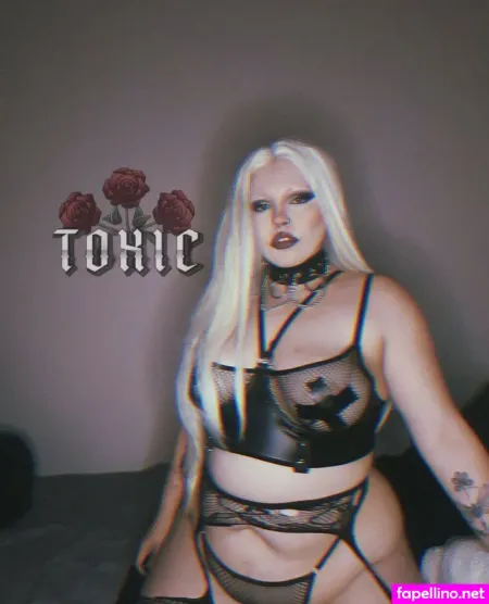 Toxicbaby413 OnlyFans Thumbnail #t1GREYwHWI