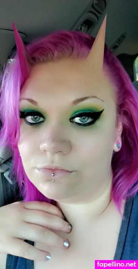 Toxickissez20bbwfree OnlyFans Thumbnail #LHrVxQ8GyD