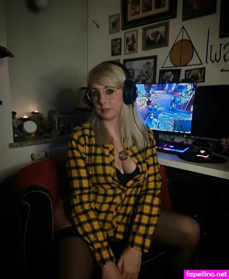 Toxicladymary OnlyFans Thumbnail #GLVW4N1Mx2