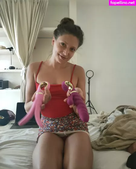 Toy Kat OnlyFans Thumbnail #yIduchu7rJ