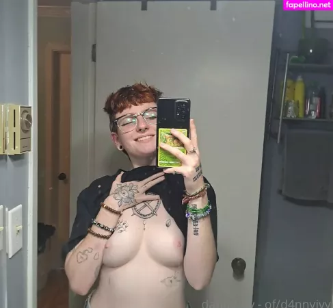 Tr33ivy OnlyFans Thumbnail #BQUox85a8Z