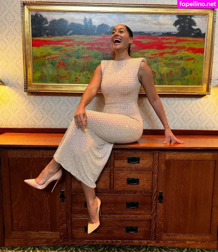Tracee Ellis Ross OnlyFans Thumbnail #e7l3UfFoLM