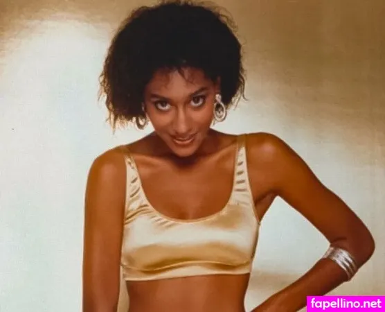 Traceeellisross OnlyFans Thumbnail #zbV67wSou7