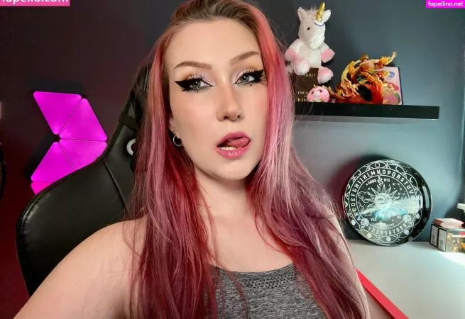 Traceless OnlyFans Thumbnail #4Cl7O3UFwz