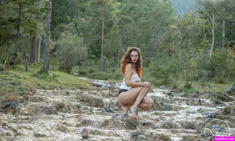 Trachtenstrip OnlyFans Thumbnail #EENFzk87ka