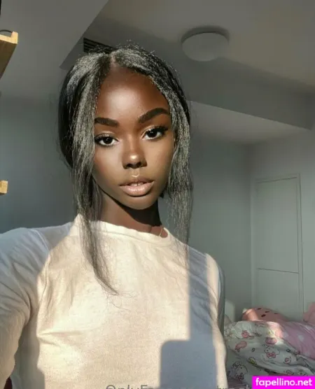 Trackbabe18 OnlyFans Thumbnail #P3Br0MpkJU